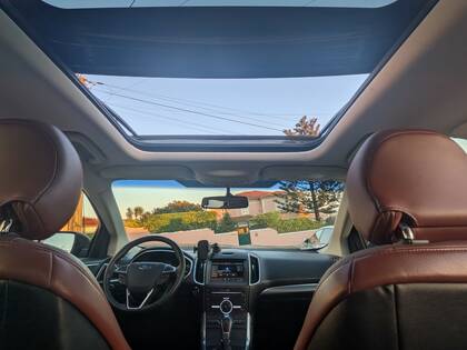 Panoramic roof interior